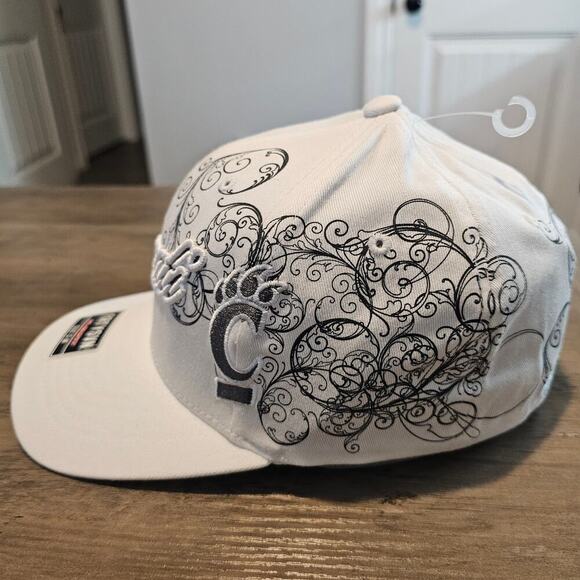 47 Vintage Cincinnati Bearcats Fitted Hat Cap S/M Y2K White NCAA Retro UC CIN - Picture 4 of 10